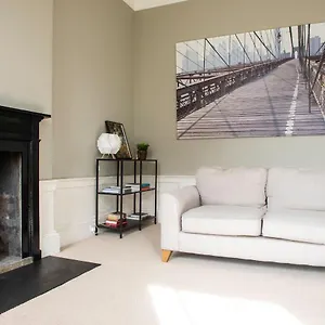 Apartment Joivy Bright & Spacious In Stockbridge, Edinburgh